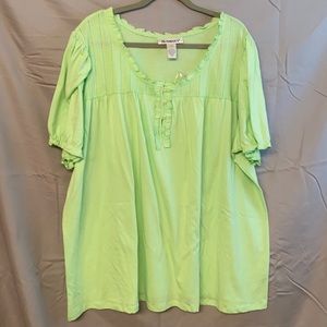 Roaman’s short sleeve shirt